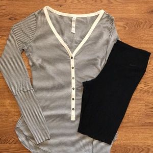 Lululemon Athletica Women’s Long Sleeve Top